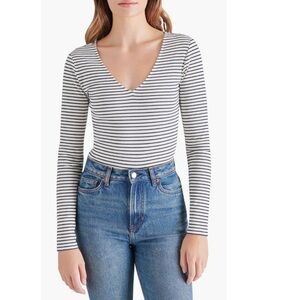 Steve Madden
Stripe Long Sleeve V-
Neck Bodysuit